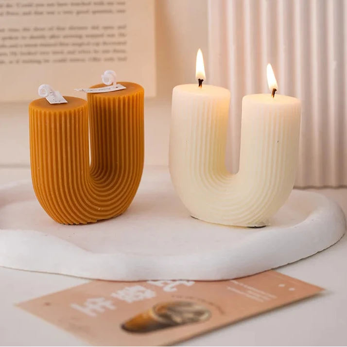 Rainbow-Bougie design sculpturale – décoration élégante et chaleureuse