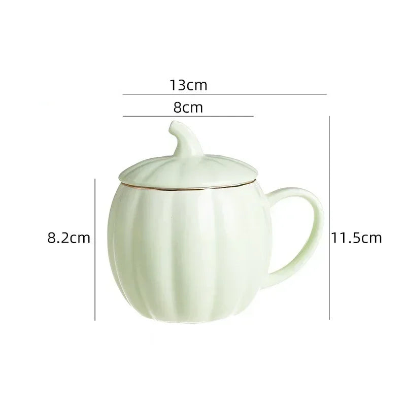 Tasse à café en porcelaine avec couvercle – Style classique