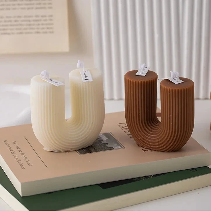 Rainbow-Bougie design sculpturale – décoration élégante et chaleureuse