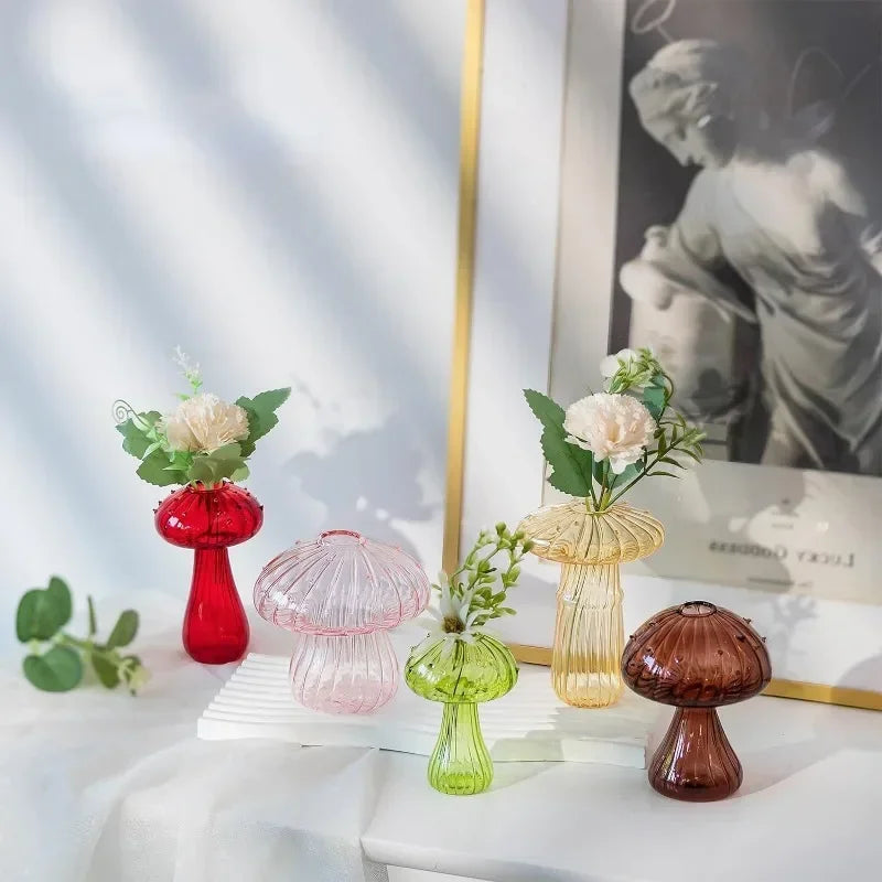 Lot de 5 mini vases champignons en verre coloré