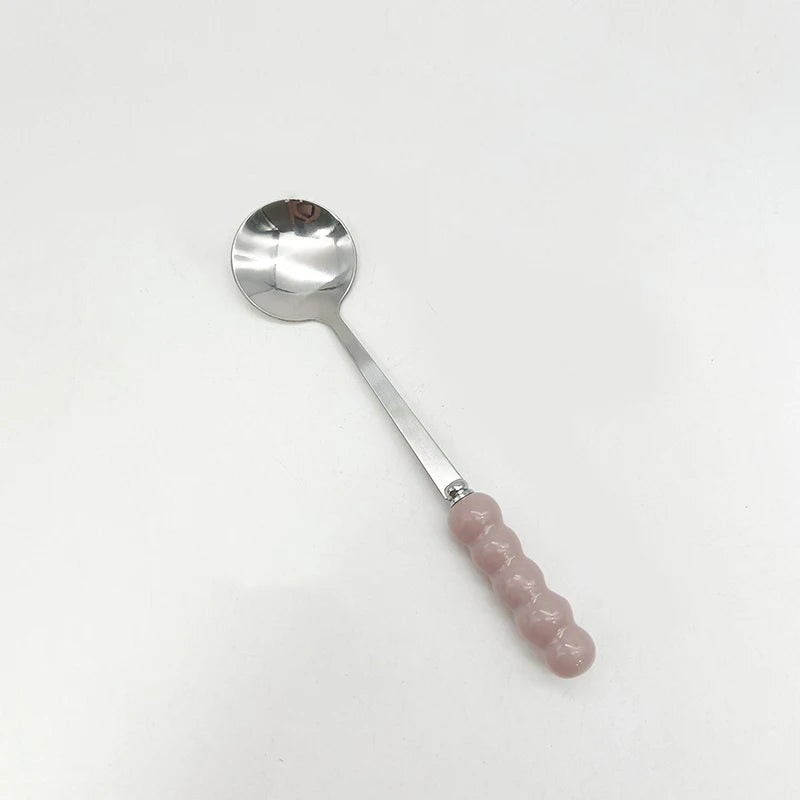 Alice-Cuillère design avec la poignée perlée en acier inoxydable finition dorée