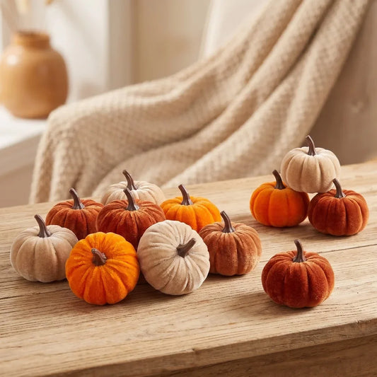 Lot de 12 citrouilles en velours – Décoration d’automne