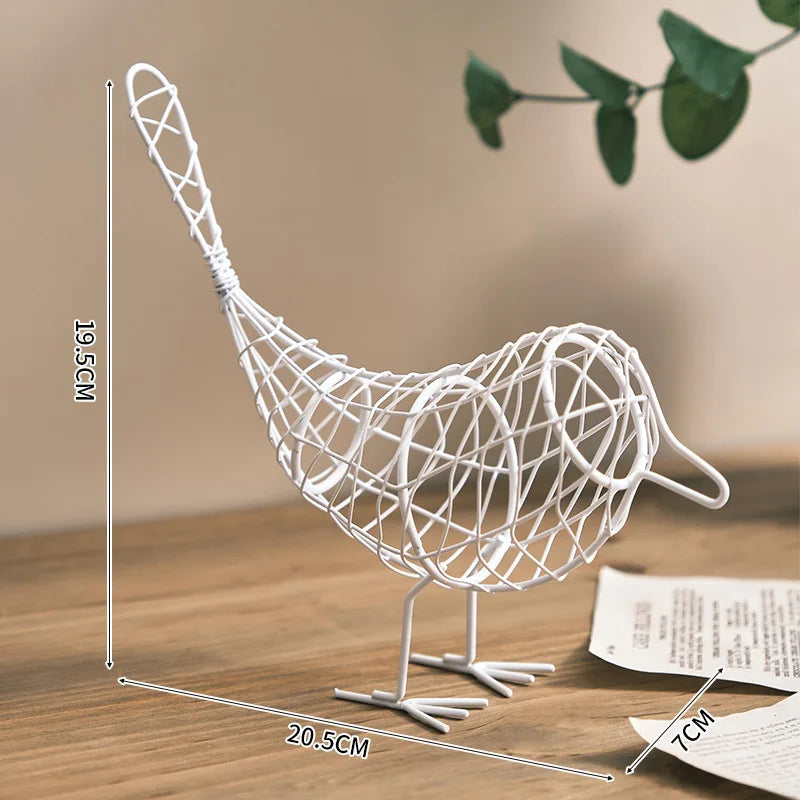 Oiseau décoratif en fil de métal – Sculpture minimaliste