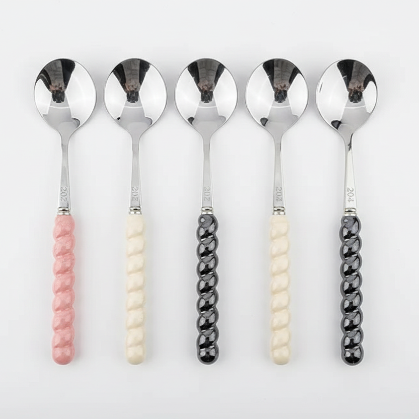 Luxa-Cuillère design à manche perlé en acier inoxydable finition dorée