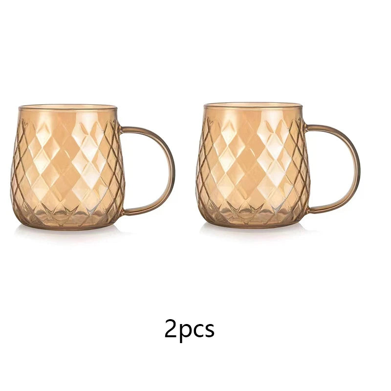 Camillia-Verres , tasse et carafes pour une table chic et conviviale